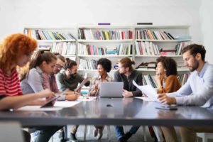 Une équipe motivée grâce aux techniques de management positif.